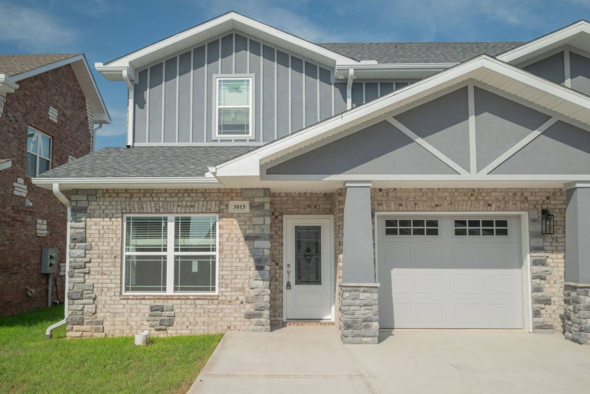 Townhouse for rent at 3015 E 12th, Joplin, MO 64801