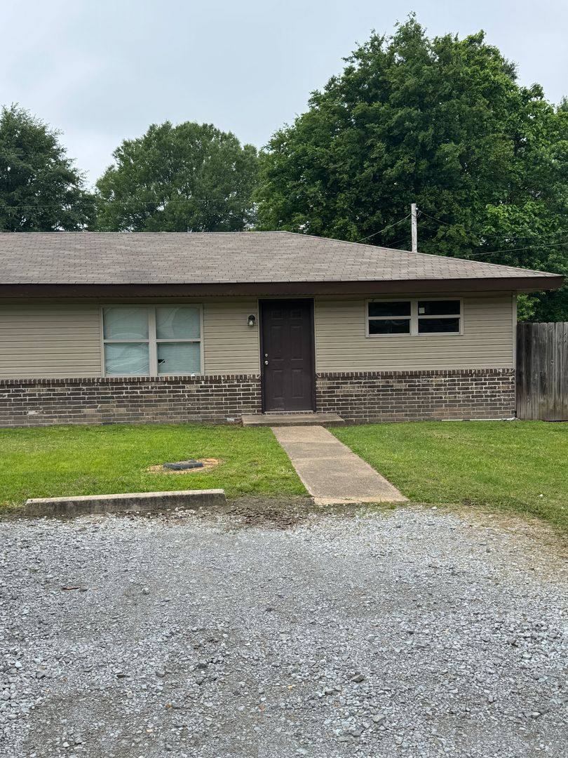 Apartment for rent at 709 Christy Ave, Trumann, AR 72472