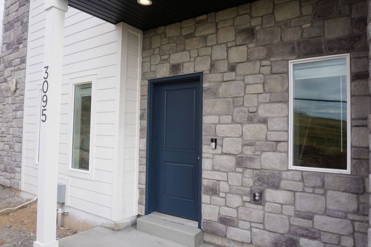 Townhouse for rent at 3095 N Indigo Loop, Layton, UT 84040