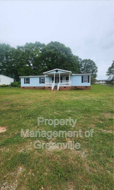 House for rent at 597 Latham Rd, Easley, SC 29640