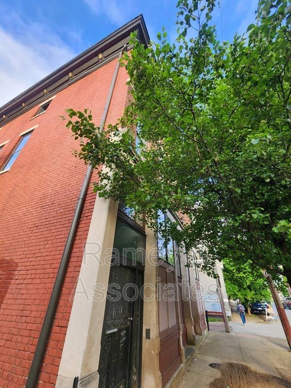 Apartment for rent at 114 W St Catherine #A, Louisville, KY 40203