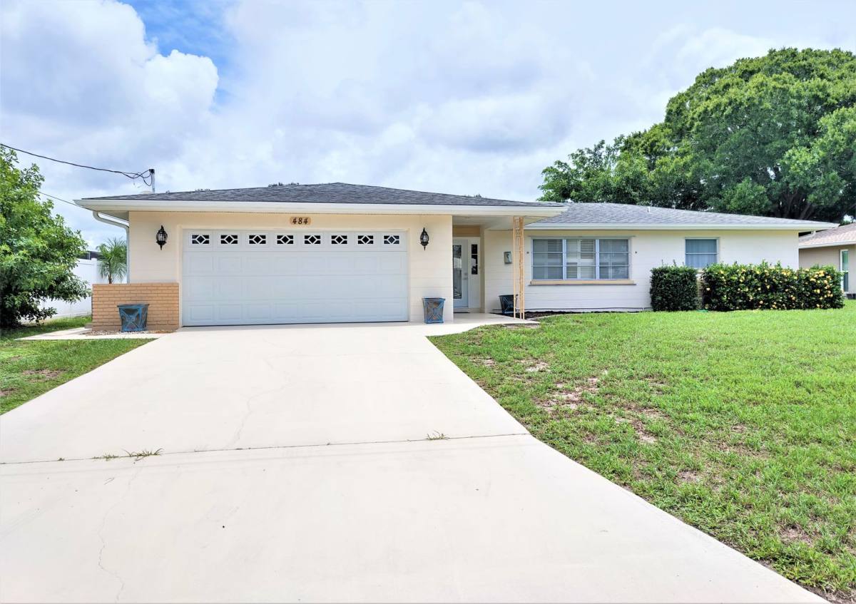House for rent at 484 E Shade Dr, Venice, FL 34293