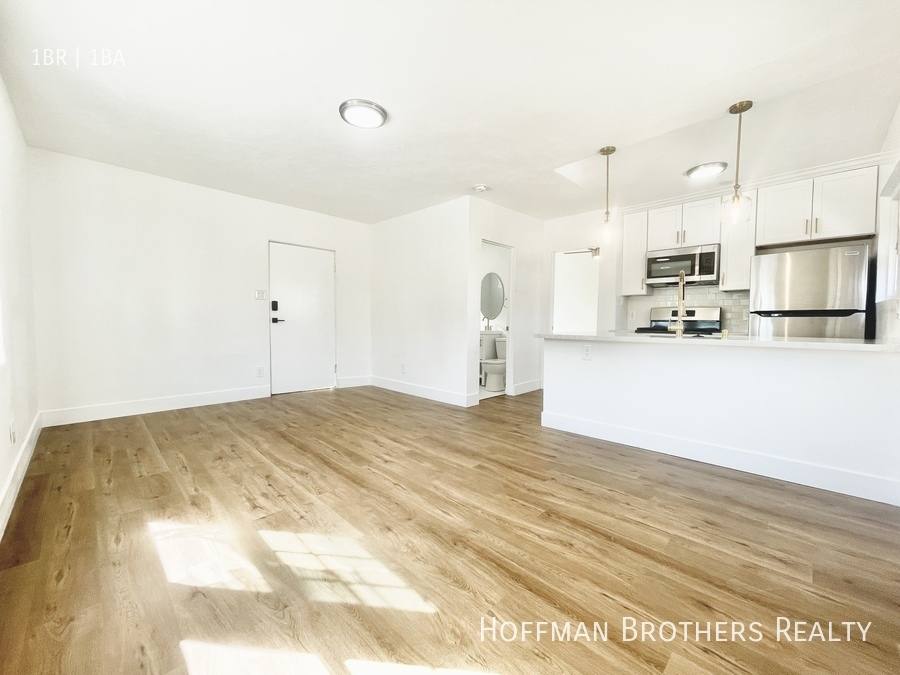 Apartment for rent at 3013 London St #1 4, Los Angeles, CA 90026