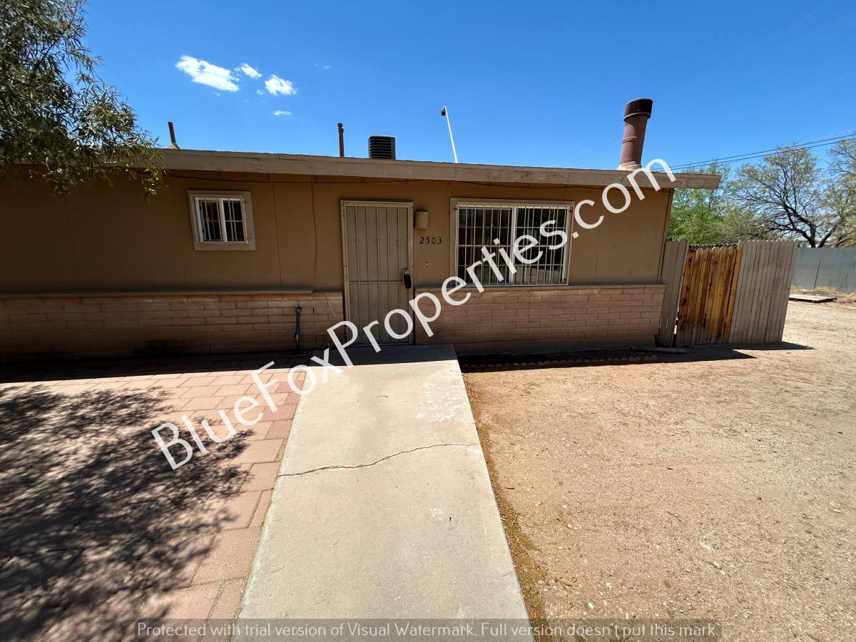 Townhouse for rent at 2503 E 19th St, Tucson, AZ 85716
