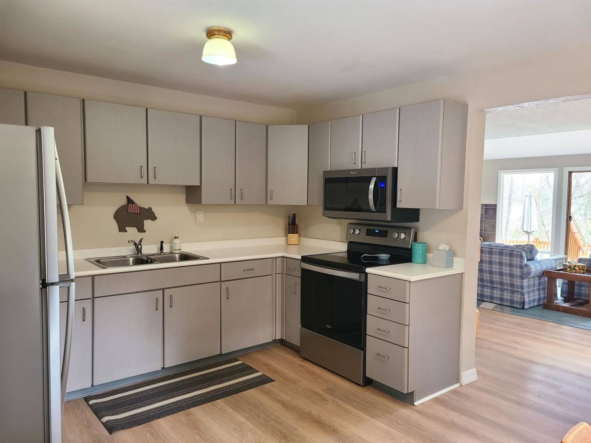 House for rent at 51 Acorn Lane, Moultonborough, NH 03254