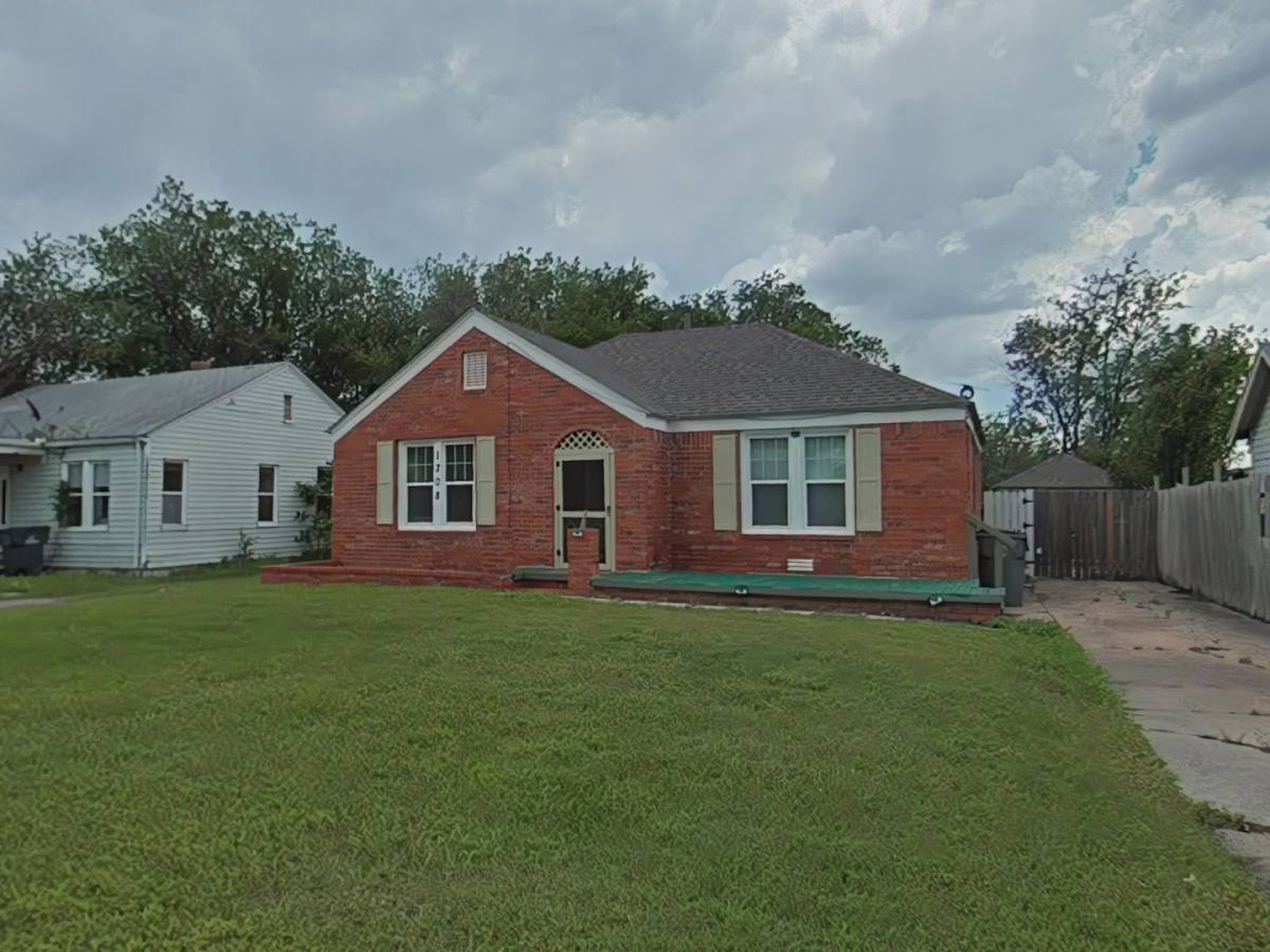 House for rent at 1708 NW Bell Ave, Lawton, OK 73507