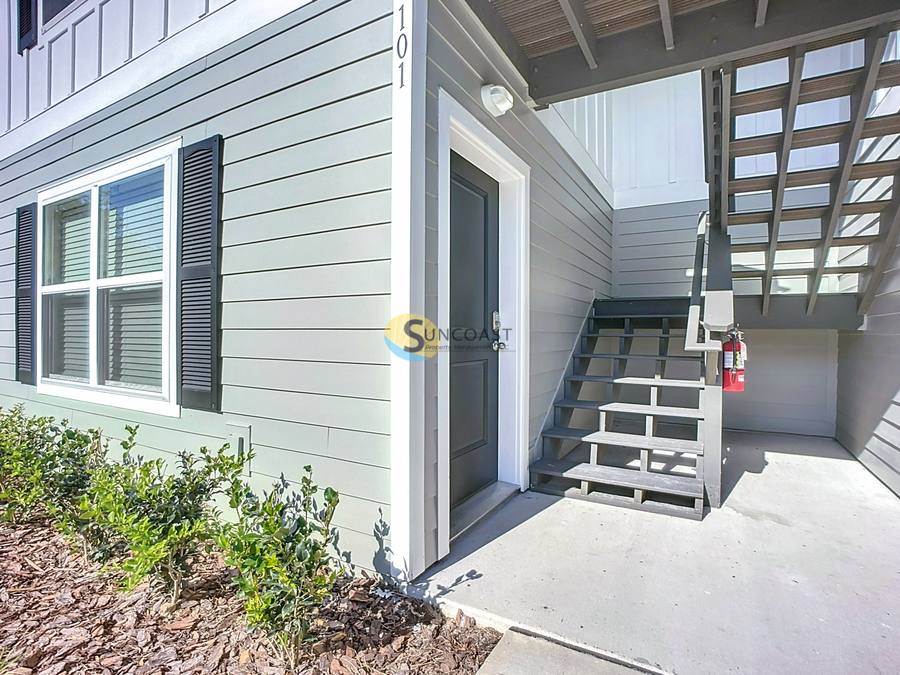 Apartment for rent at 11479 Oakfield Court #11479101, Jacksonville, FL 32258