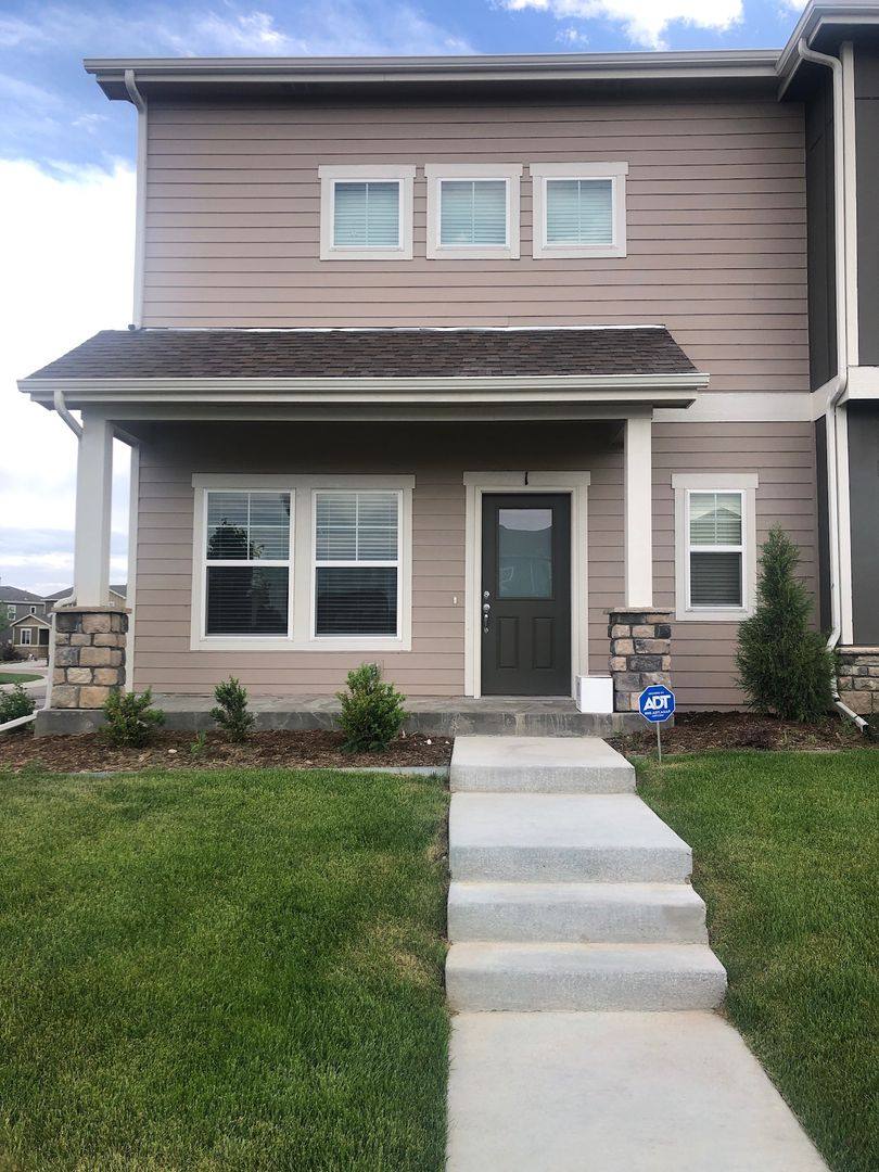Townhouse for rent at 1687 Grand Ave, Windsor, CO 80550