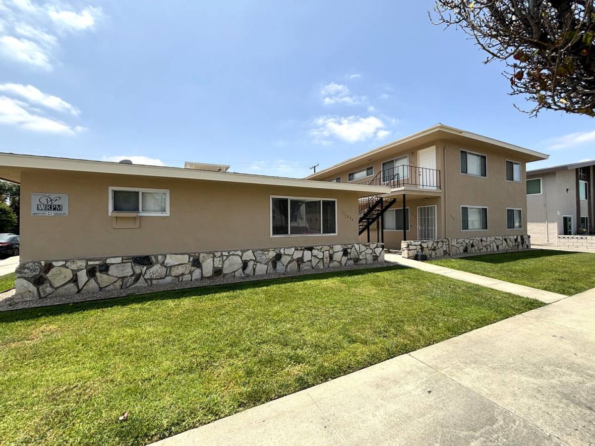 Apartment for rent at 242-256 E Navilla Place, Covina, CA 91723