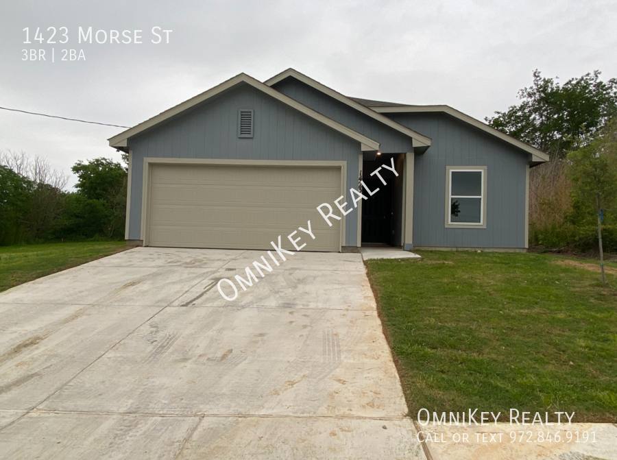 House for rent at 1423 Morse St, Greenville, TX 75401