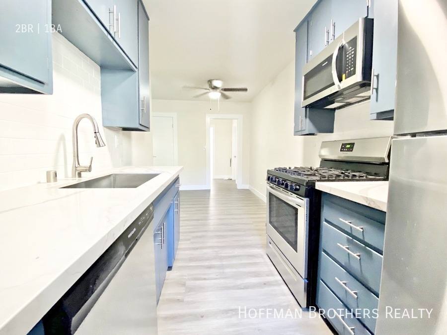 Apartment for rent at 13207 Barbara Ann St #19, North Hollywood, CA 91605