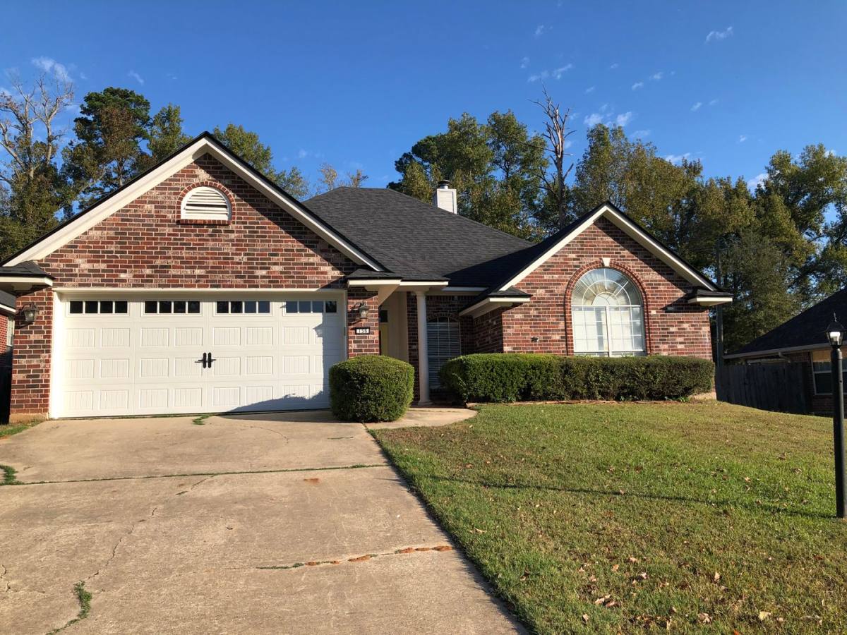 House for rent at 156 Dogwood S, Haughton, LA 71037