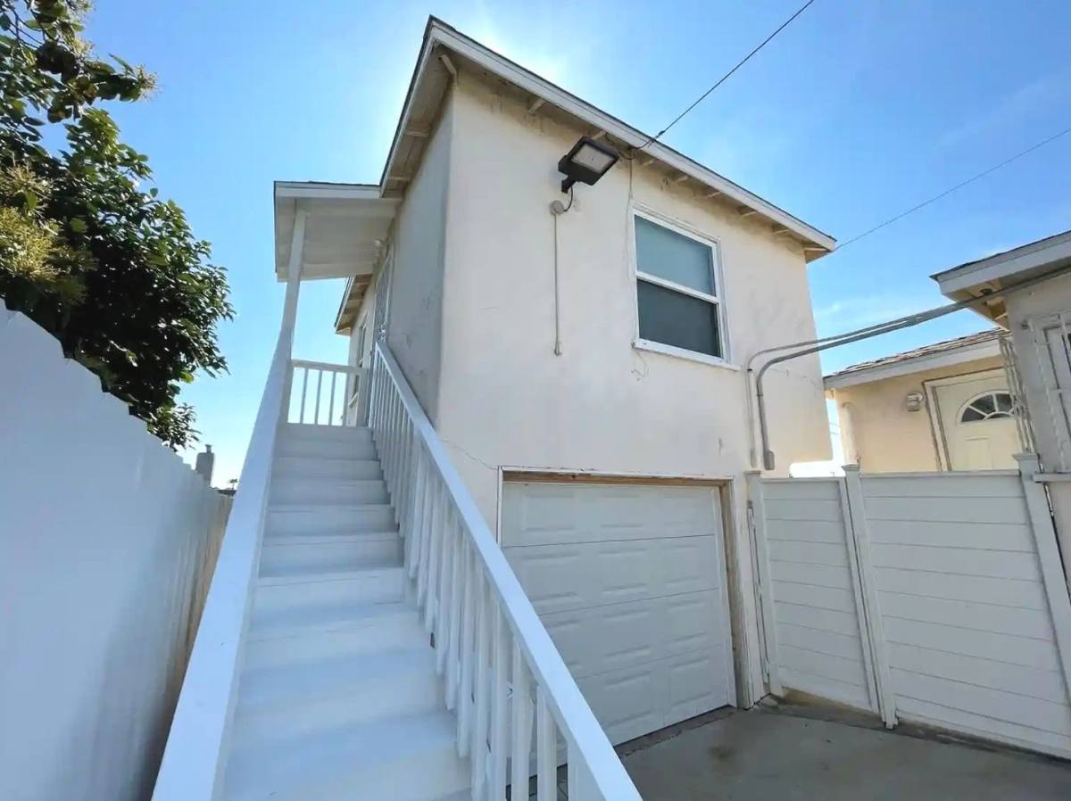 House for rent at 2816 1 2 E, National City, CA 91950