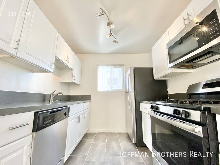 Apartment for rent at 1810 N Harvard Blvd #11, Los Angeles, CA 90027