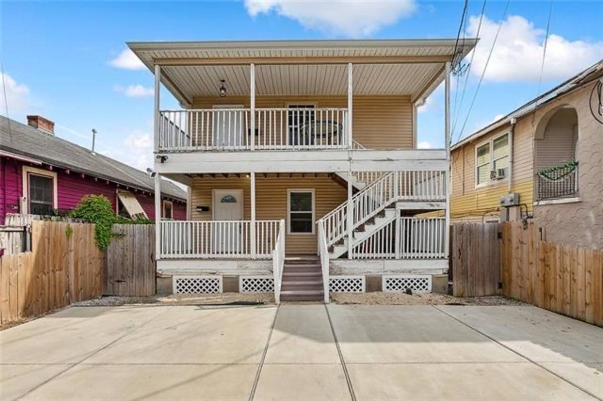 Apartment for rent at 1713-15 Pauline St, New Orleans, LA 70117