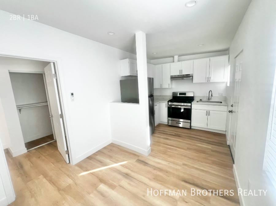 Apartment for rent at 1511 12th Ave #3 4, Los Angeles, CA 90019