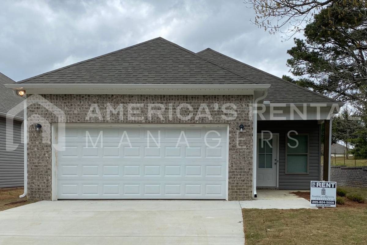 House for rent at 610 County Rd, Cullman, AL 35058