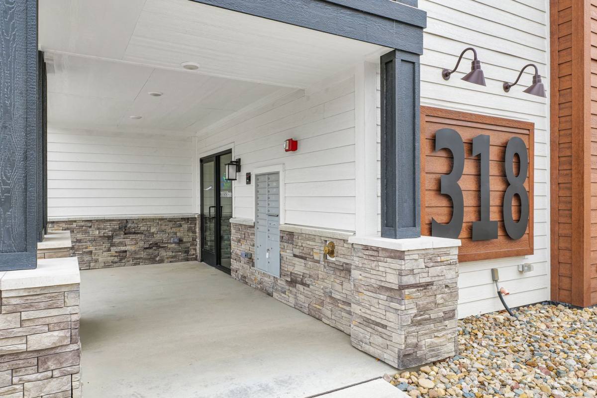 Apartment for rent at 318 S State St, Champaign, IL 61820