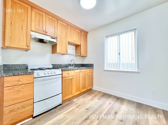 Apartment for rent at 6167 Coldwater Canyon Ave #16, North Hollywood, CA 91606
