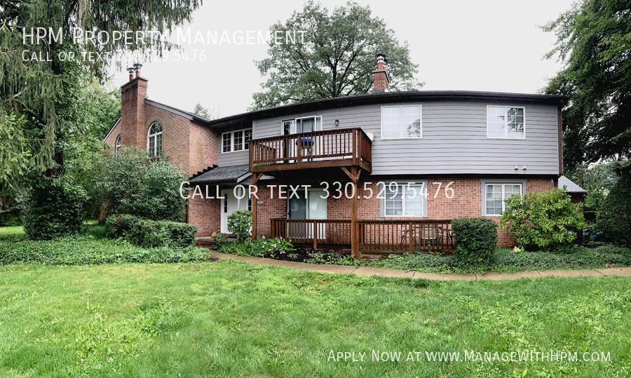 Apartment for rent at 408 W Maple E, North Canton, OH 44720