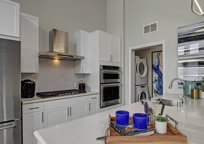 Townhouse for rent at 1477 W Lake St #535, Minneapolis, MN 55408