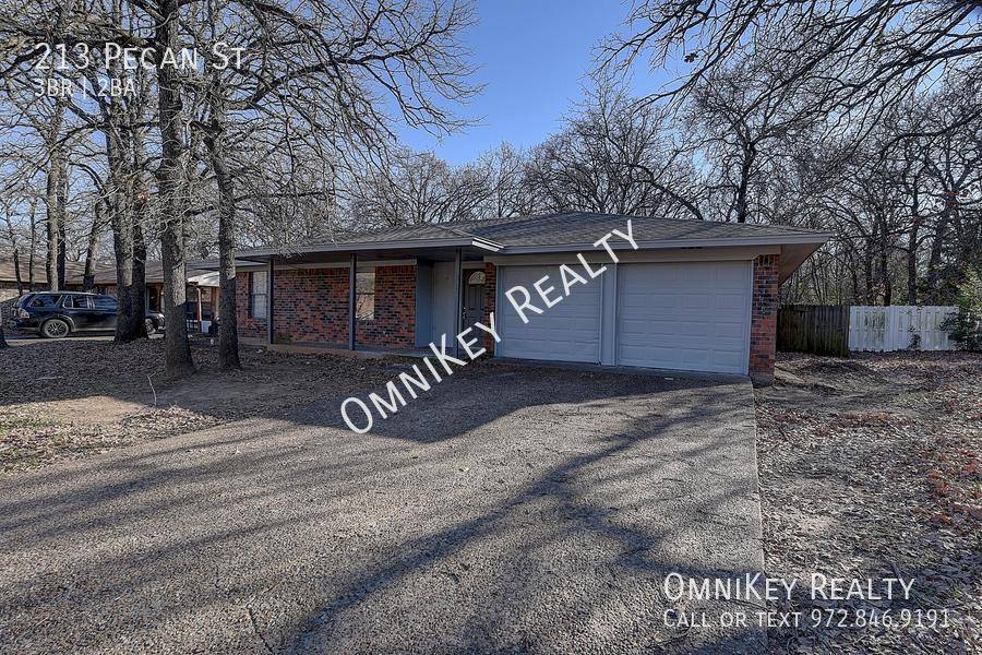 House for rent at 213 Pecan St, Azle, TX 76020