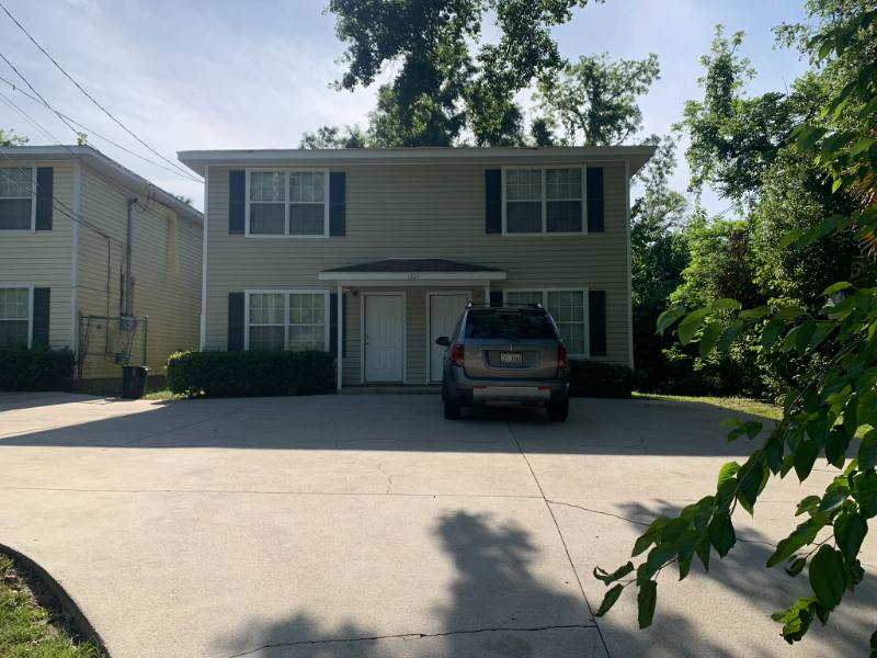 Townhouse for rent at 1304 Pinellas St, Tallahassee, FL 32310