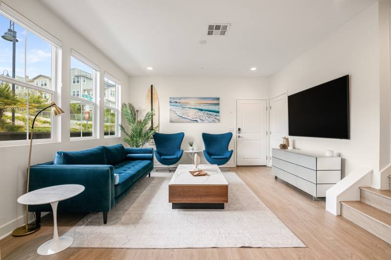 Townhouse for rent at 1101 Makena Way, Oceanside, CA 92054
