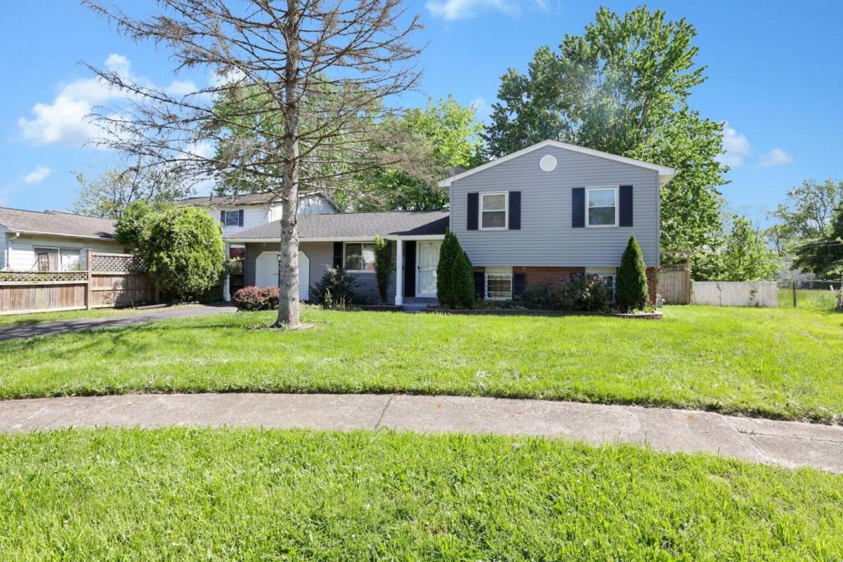 House for rent at 2919 Heath Court, Columbus, OH 43232