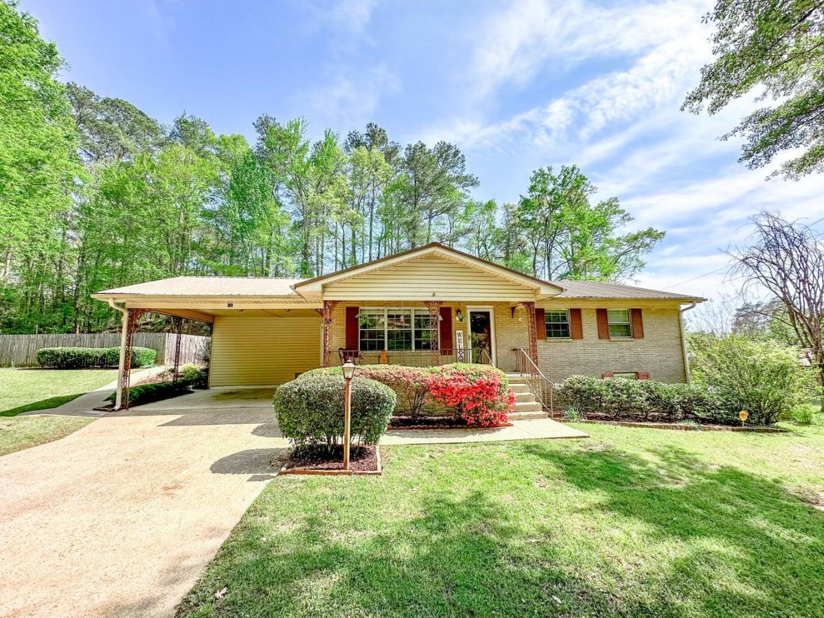 House for rent at 110 Ridgeland Dr, Columbus, MS 39705