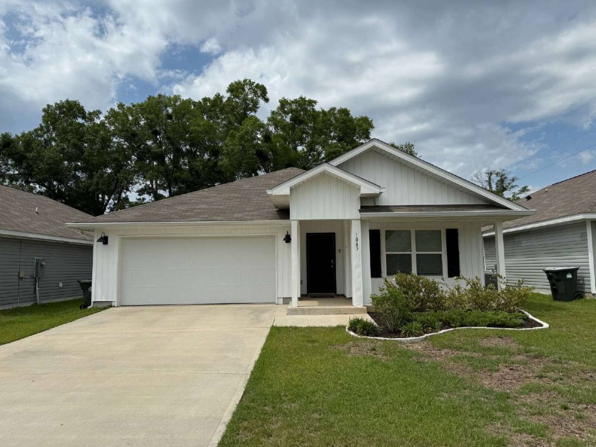 House for rent at 1045 Lovebird Court, Pensacola, FL 32534