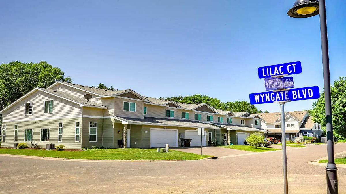 Townhouse for rent at Gateway Green Townhomes, 22258 Lilac Court #22261, Forest Lake, MN 55025