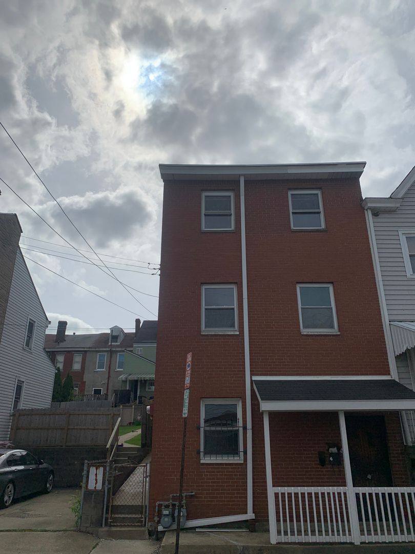 Apartment for rent at 415 Ella St, Pittsburgh, PA 15224