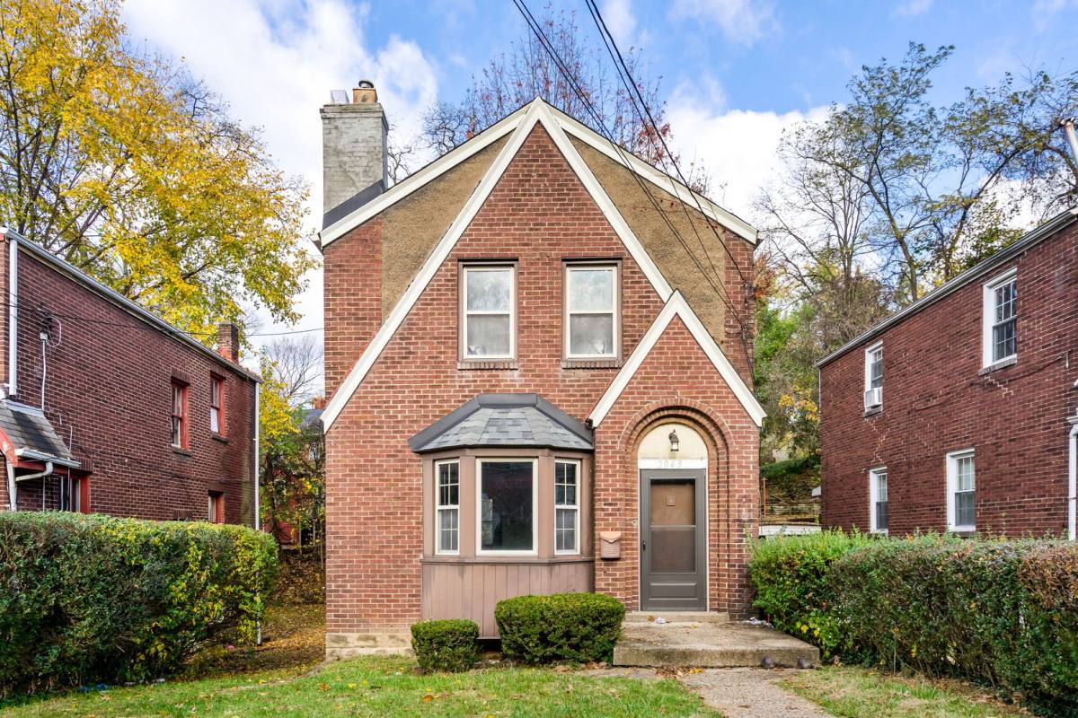 House for rent at 2043 Boggs Ave, Pittsburgh, PA 15221