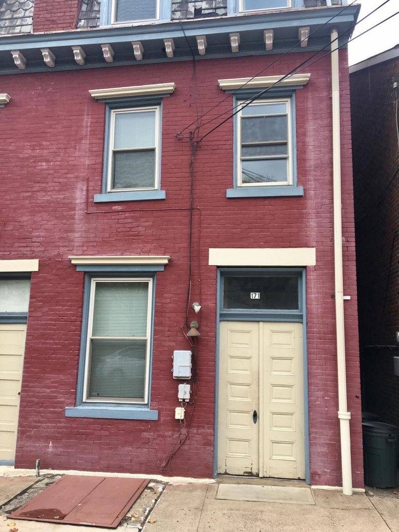 Apartment for rent at 171 S 17th St, Pittsburgh, PA 15203