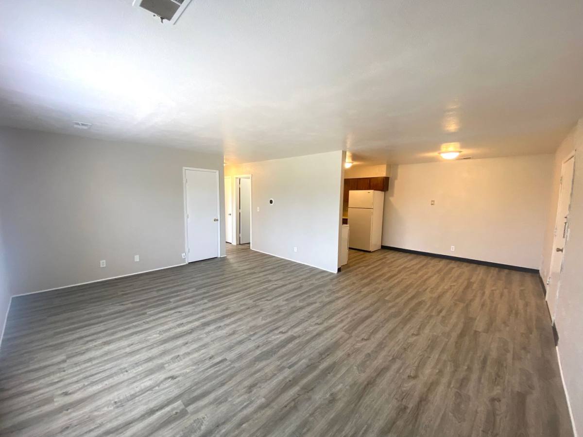 Apartment for rent at 1107 Koch St, Pekin, IL 61554
