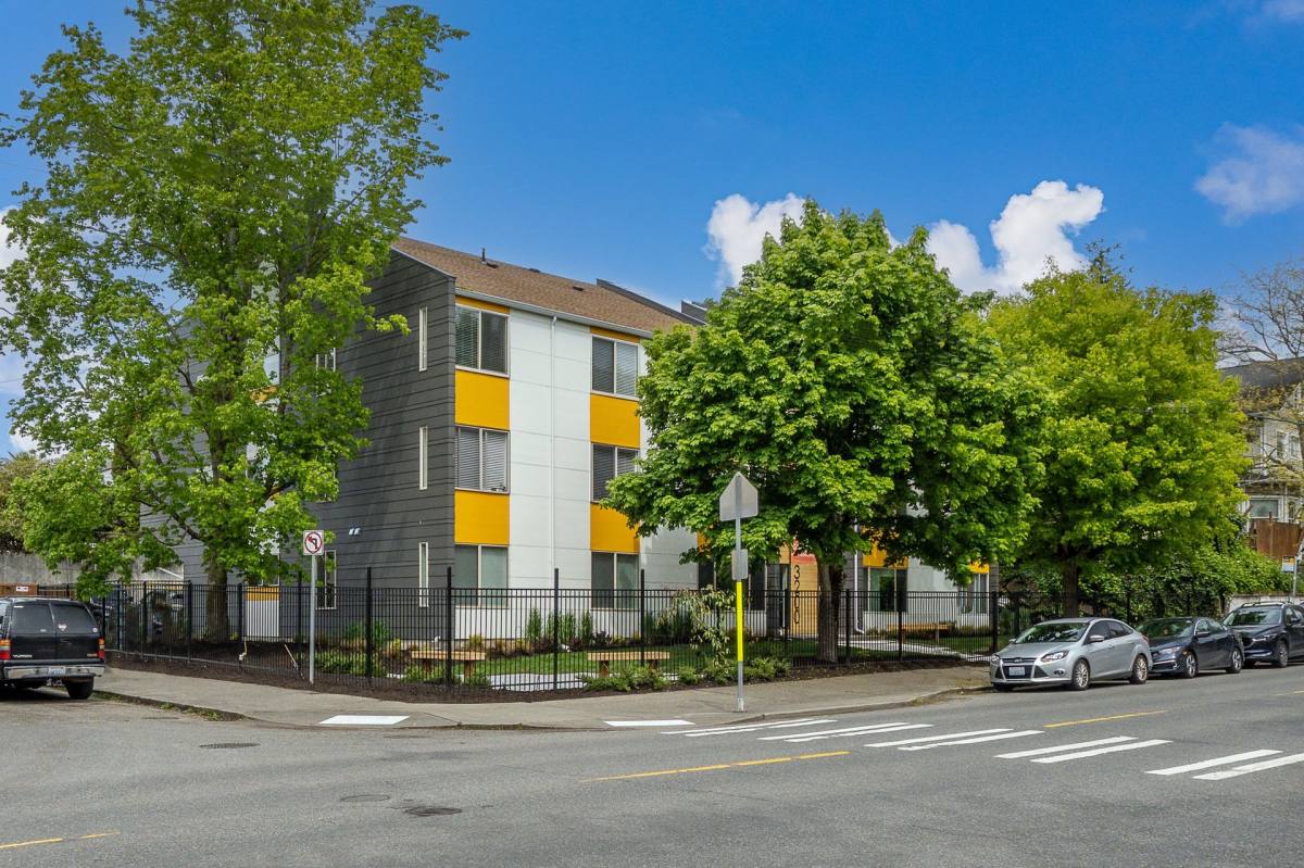 Apartment for rent at 3200 E Union St, Seattle, WA 98122