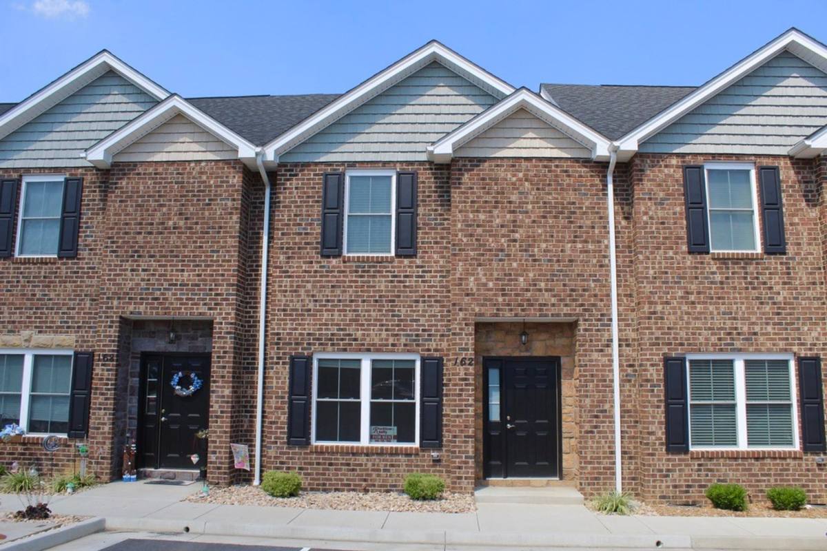 Townhouse for rent at 162 Cedar Point Lane, Harrisonburg, VA 22802