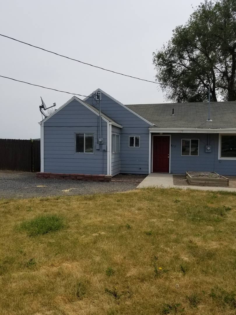Apartment for rent at 873 875 SW Madison St, Madras, OR 97741