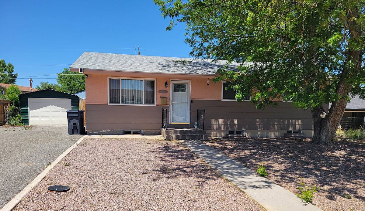 House for rent at 3937 Sheffield Lane, Pueblo, CO 81005