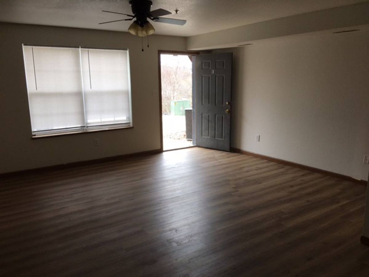 Apartment for rent at 217 N Ventura Ave, Jefferson City, MO 65109