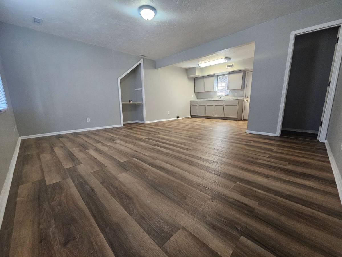 Apartment for rent at 1610 Chase St, Anderson, IN 46016