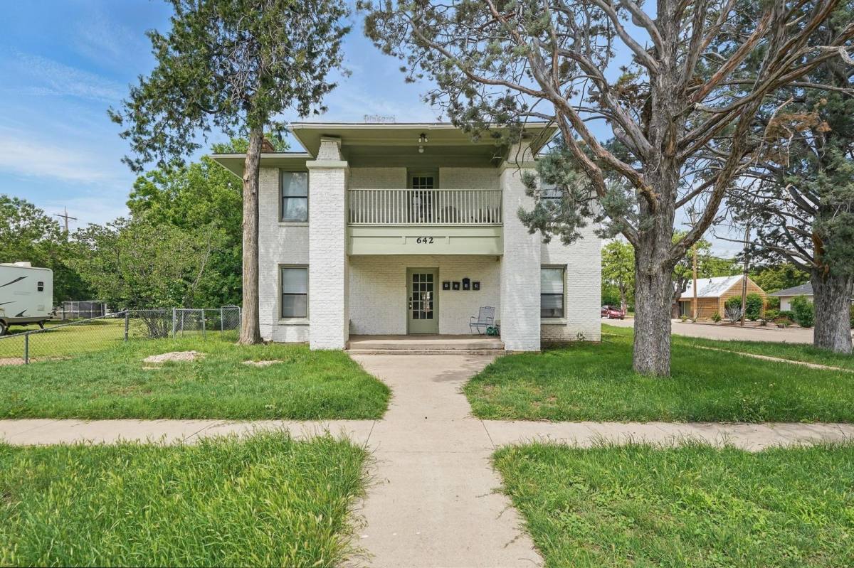 Apartment for rent at 642 Beech St, Abilene, TX 79601