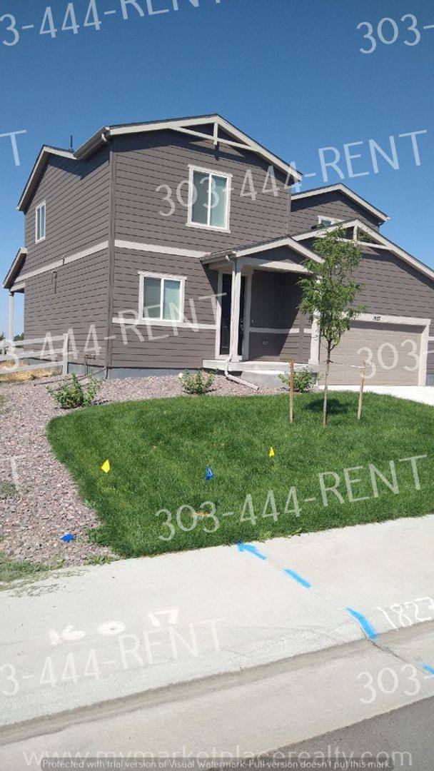 House for rent at 1827 Homestead Dr, Fort Lupton, CO 80621