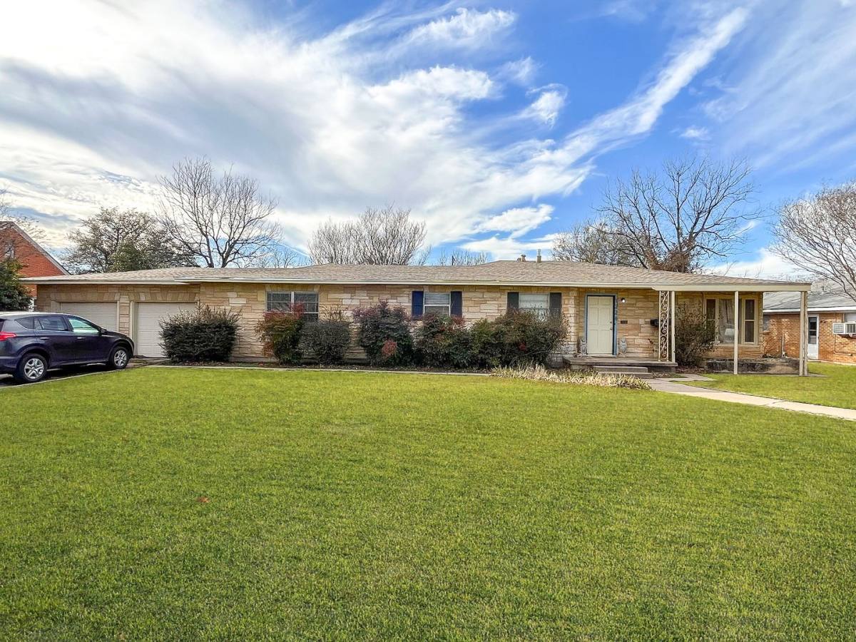 House for rent at 1226 Washington Ave, Abilene, TX 79601