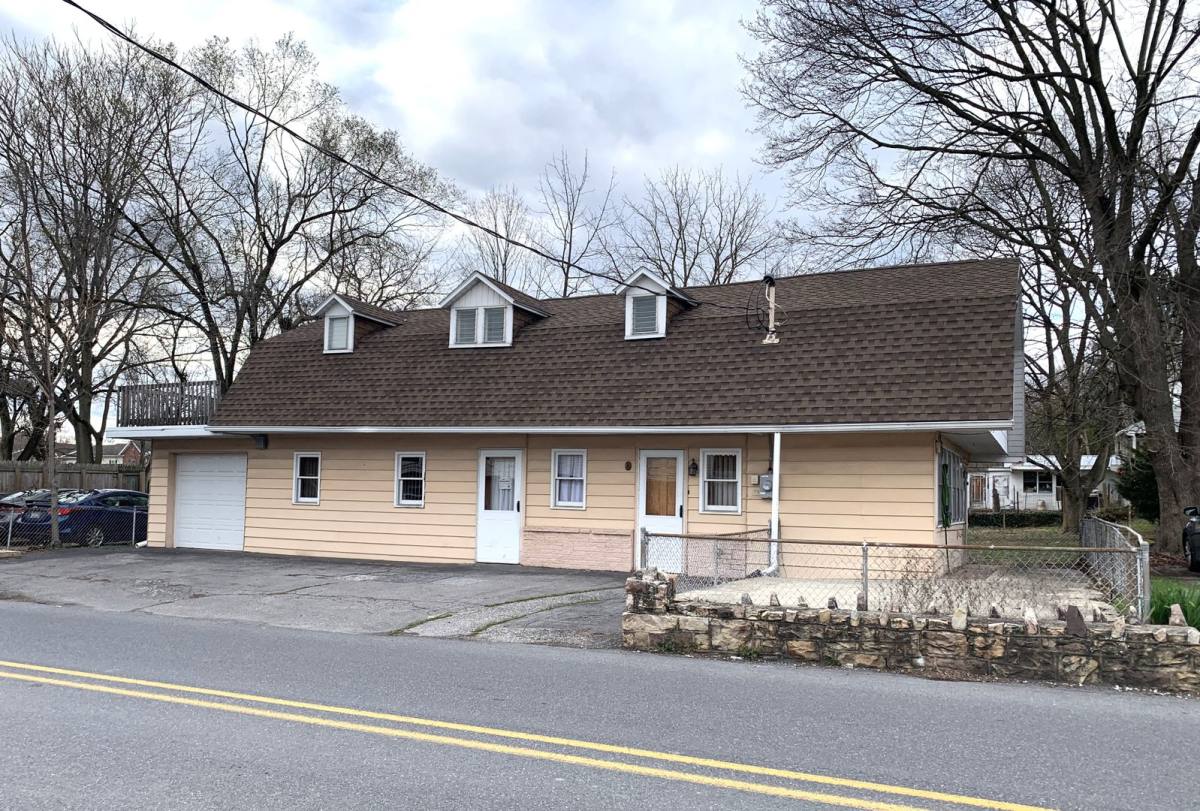 House for rent at 1 Hot Point Ave, Shippensburg, PA 17257