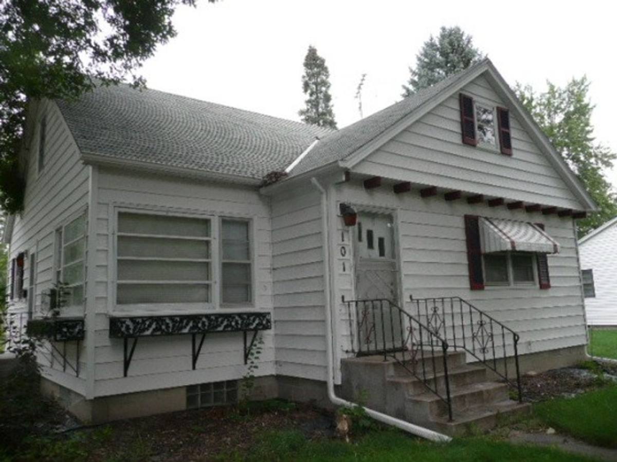House for rent at 101 4th St SE, New Prague, MN 56071