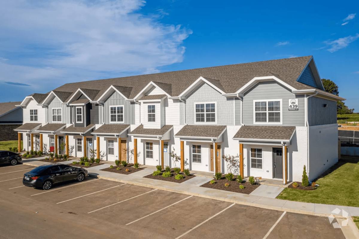 Townhouse for rent at 410 Downhill St, Springdale, AR 72762