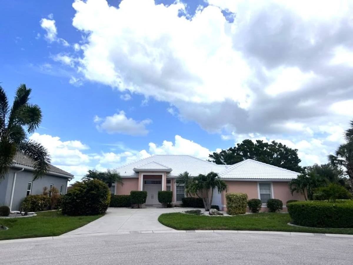 House for rent at 1191 Coral Lake Dr, Venice, FL 34285
