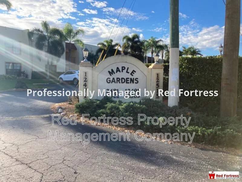 Apartment for rent at 12505 McGregor Blvd #111B, Fort Myers, FL 33919